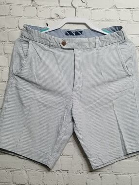American Heritage mens shorts size Small Seersucker 100% cotton EUC
